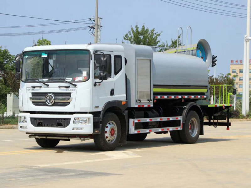 國六12方東風D9 抑塵車50-100米